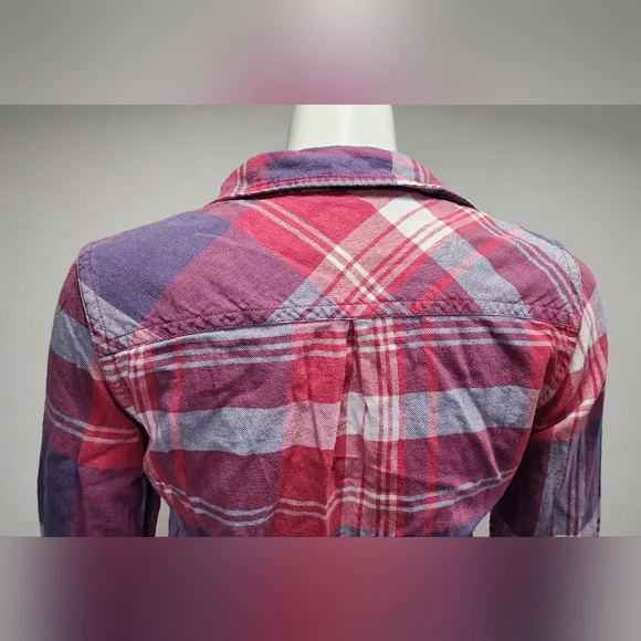 American Eagle Womens Favorite Fit Pink Purple Flannel Plaid Button Up Small S - Picture 6 of 12